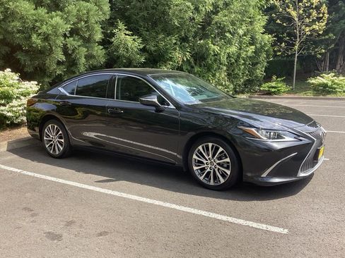 Used 2021 Lexus ES 250 w/ Premium Package AWD/4WD image 7