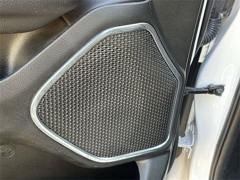 Used 2024 RAM 1500 Laramie image 23