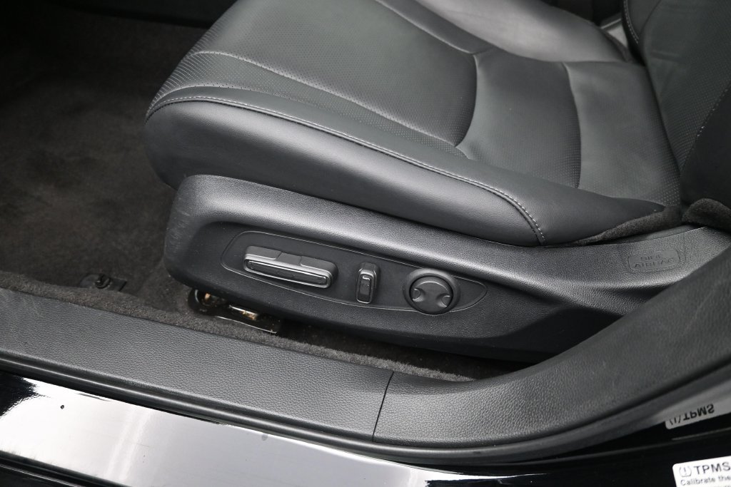 Used 2025 Honda Accord Sport image 28
