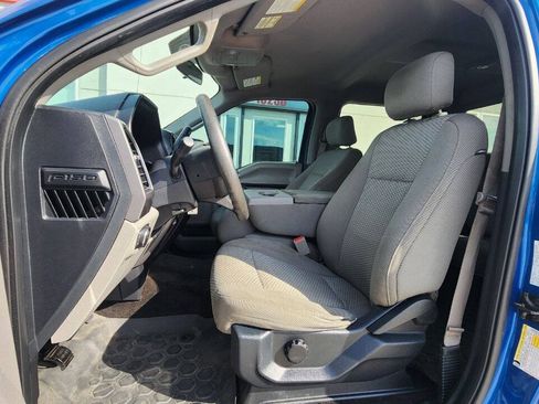 Used 2017 Ford F150 XLT AWD/4WD image 10