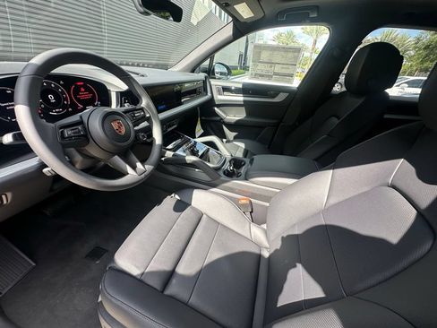New 2026 Porsche Cayenne AWD/4WD image 4