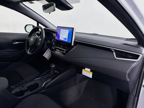New 2026 Toyota Corolla SE w/ SE Premium Package FWD image 30