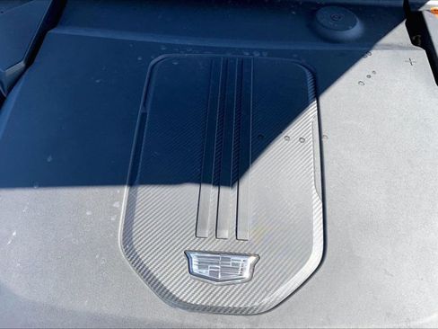 Certified 2024 Cadillac Lyriq Luxury w/ LPO, Floor Liner Package AWD/4WD image 32
