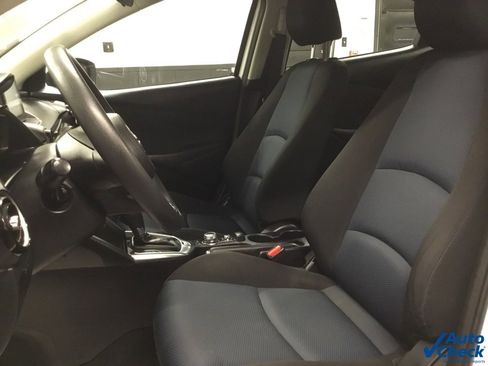 Used 2019 Toyota Yaris LE image 24