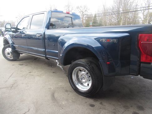 Used 2020 Ford F450 Platinum image 18