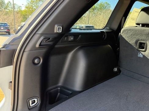 New 2025 Jeep Grand Cherokee Altitude image 30