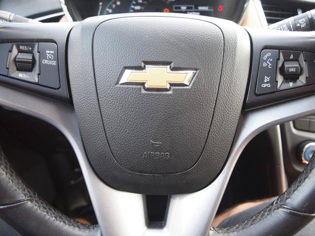 Used 2020 Chevrolet Trax LT w/ LT Convenience Package FWD image 9
