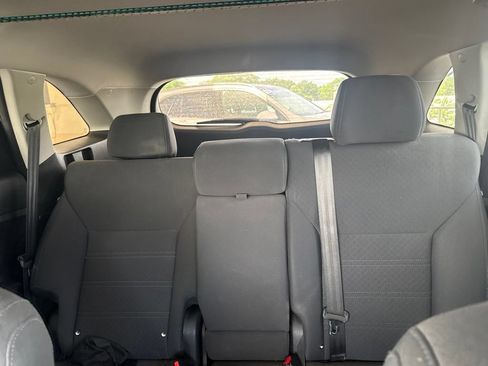 Used 2018 Kia Sorento FWD image 25