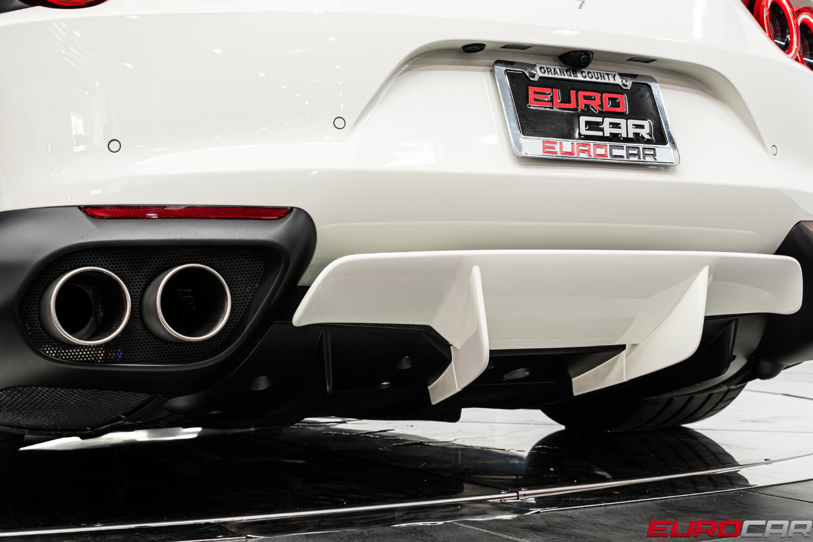 Used 2020 Ferrari 812 Superfast RWD image 21