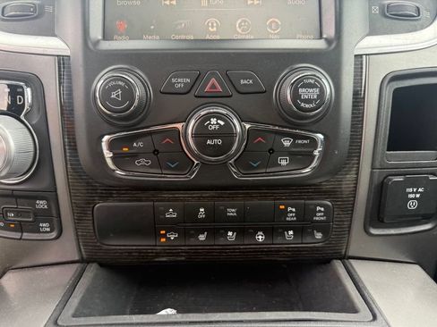 Used 2016 RAM 1500 Limited AWD/4WD image 12