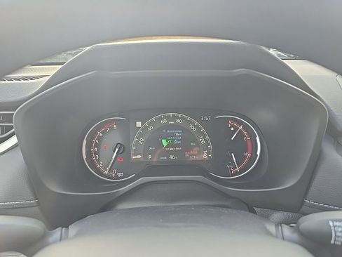 Certified 2025 Toyota RAV4 XLE image 16