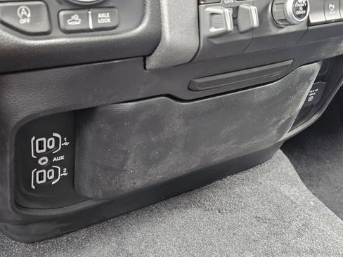 New 2026 RAM 1500 Warlock AWD/4WD image 28