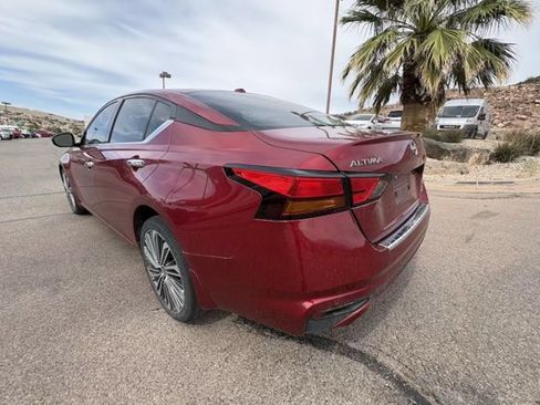 Used 2023 Nissan Altima 2.5 SL AWD/4WD image 3