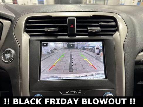 Used 2019 Ford Fusion SE image 24