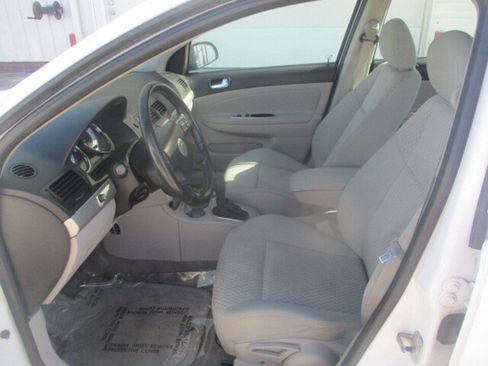Used 2006 Chevrolet Cobalt LT w/ Preferred Equipment Group image 25