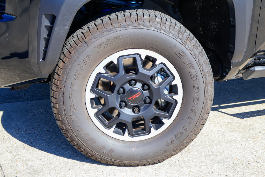 Used 2026 Toyota Tacoma TRD Off-Road AWD/4WD image 28