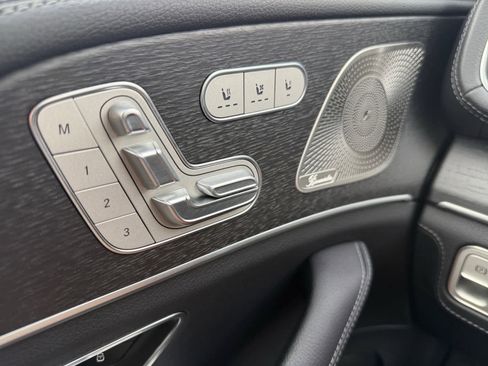 Certified 2025 Mercedes-Benz GLS 450 4MATIC image 28