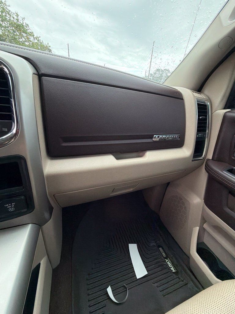 Used 2017 RAM 1500 Laramie AWD/4WD image 15