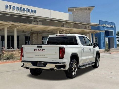 Used 2023 GMC Sierra 1500 SLT w/ SLT Premium Package AWD/4WD image 5