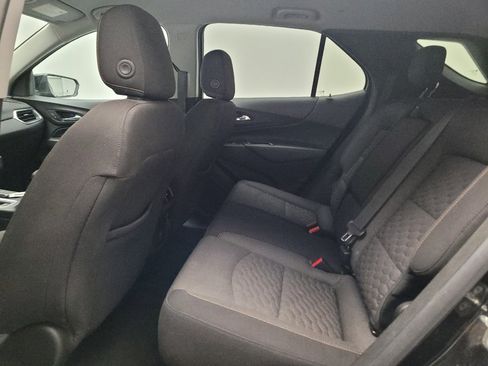 Used 2018 Chevrolet Equinox LT FWD image 18