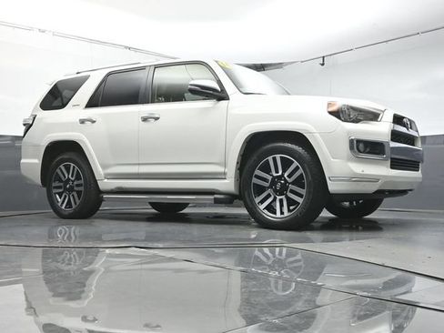 Used 2014 Toyota 4Runner Limited RWD image 40