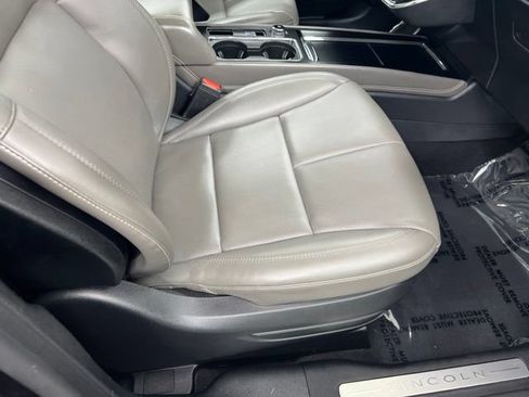 Certified 2023 Lincoln Corsair AWD w/ Equipment Group 102A image 26