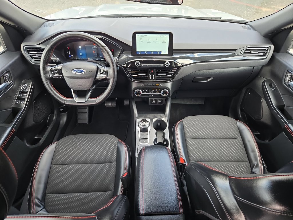 Used 2025 Ford Escape ST-Line AWD/4WD image 19