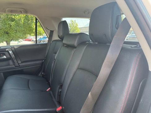 Used 2024 Toyota 4Runner TRD Off-Road Premium AWD/4WD image 24