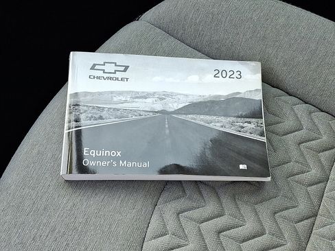 Used 2023 Chevrolet Equinox LS w/ LS Convenience Package image 25