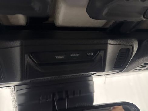 New 2025 Jeep Gladiator Rubicon w/ Convenience Group image 27