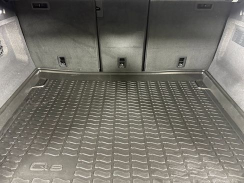 Used 2026 Audi Q8 Prestige w/ Prestige Package image 22