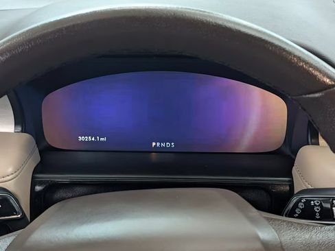Certified 2023 Lincoln Nautilus AWD w/ Premium Package image 32