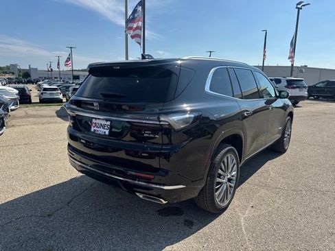 New 2026 Buick Enclave Avenir w/ Super Cruise Package AWD/4WD image 8