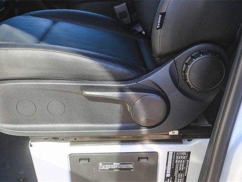 Used 2025 Mercedes-Benz Sprinter 2500 image 20