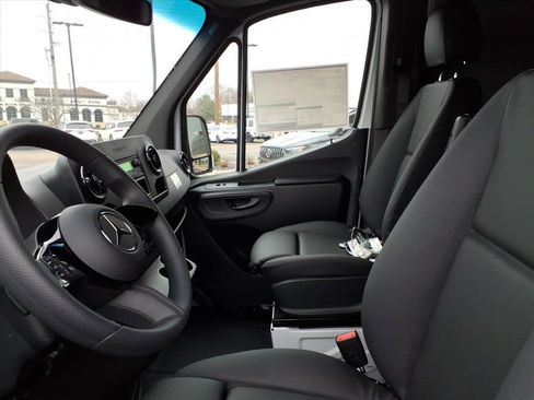 New 2026 Mercedes-Benz Sprinter 2500 image 13