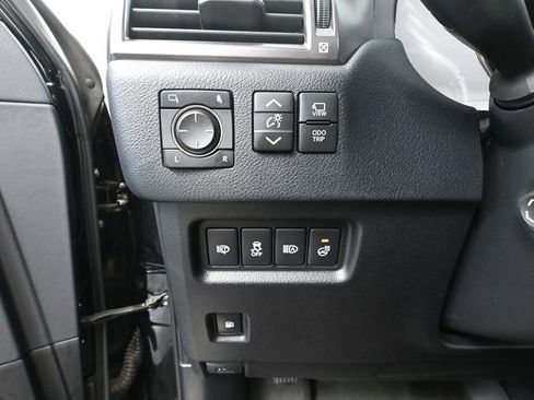 Used 2023 Lexus GX 460 w/ Black Line Special Edition AWD/4WD image 32