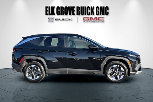 Used 2025 Hyundai Tucson SEL AWD/4WD image 3