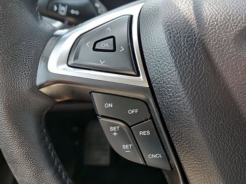 Used 2024 Ford Edge SEL w/ Convenience Package AWD/4WD image 13