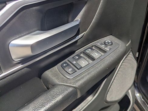 Used 2019 RAM 1500 Big Horn AWD/4WD image 10