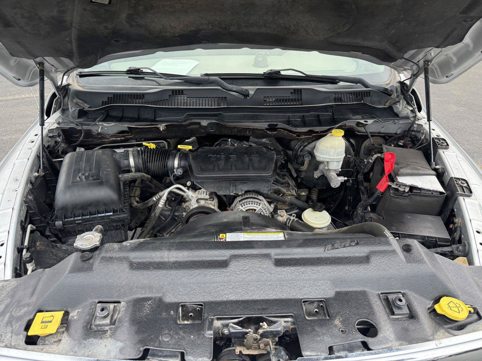 Used 2011 RAM 1500 Classic SLT w/ Luxury Group RWD image 37