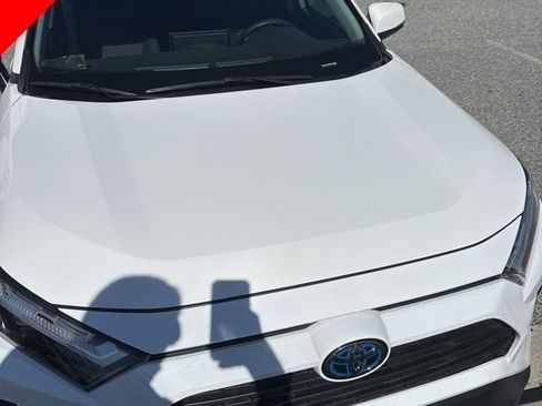 Used 2023 Toyota RAV4 AWD Hybrid image 4