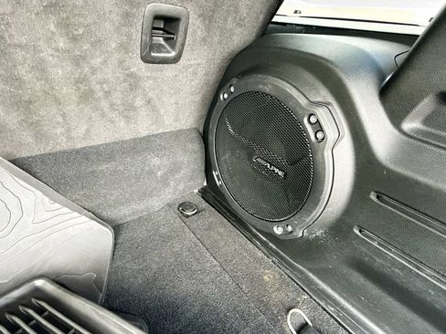 Used 2023 Jeep Wrangler Unlimited Sahara w/ Cold Weather Group AWD/4WD image 31