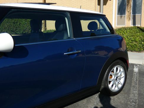 Used 2015 MINI Cooper S image 13