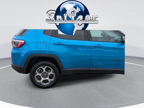 Used 2022 Jeep Compass Trailhawk image 10