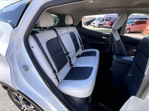 Used 2021 Chevrolet Bolt Premier w/ Infotainment Package image 20