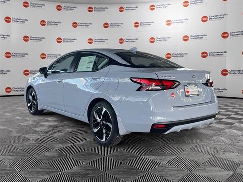 New 2025 Nissan Versa SR w/ Trunk Package image 3