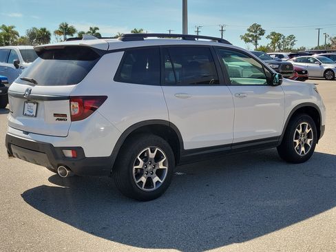 Used 2023 Honda Passport TrailSport image 7