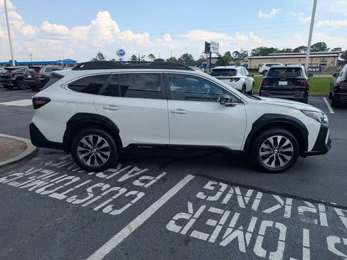 Certified 2024 Subaru Outback Limited AWD/4WD image 4