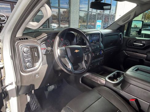 Used 2022 Chevrolet Silverado 2500 LTZ image 7