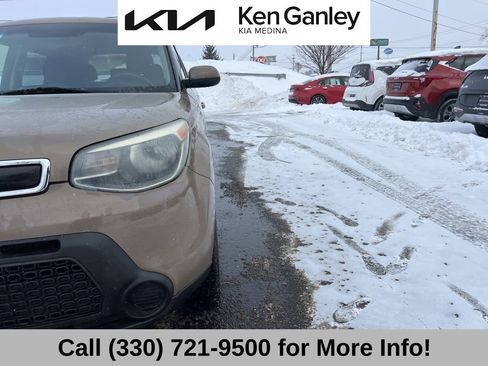 Used 2015 Kia Soul + image 20